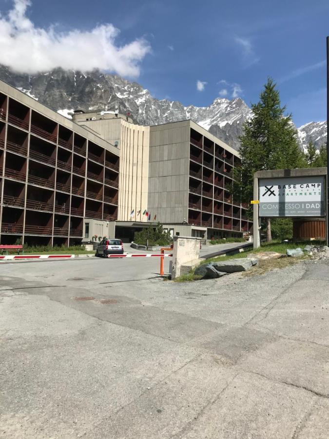 Trilocale cielo alto Apartment Breuil-Cervinia Exterior foto